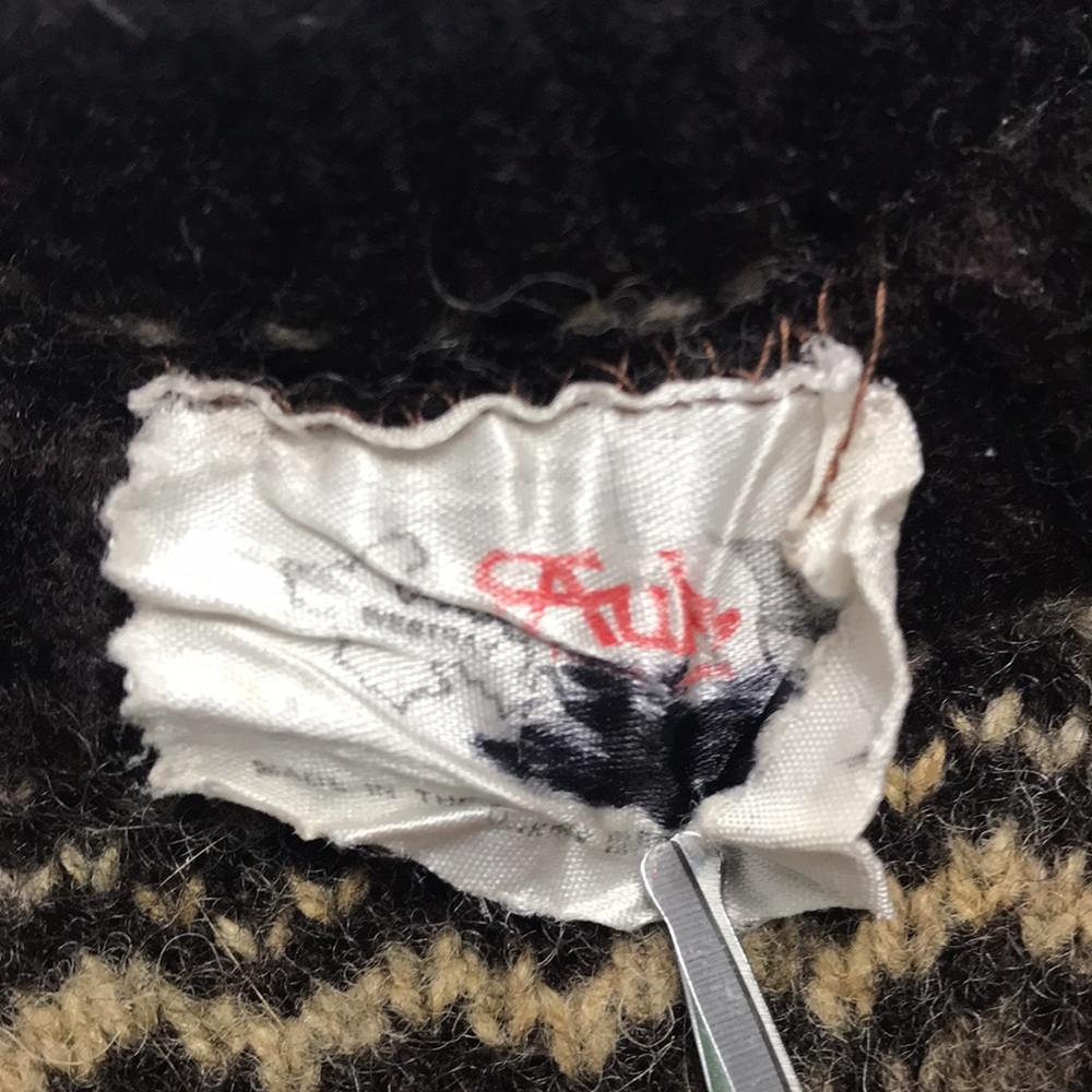 Westray Sweater - Picture 2 of 2